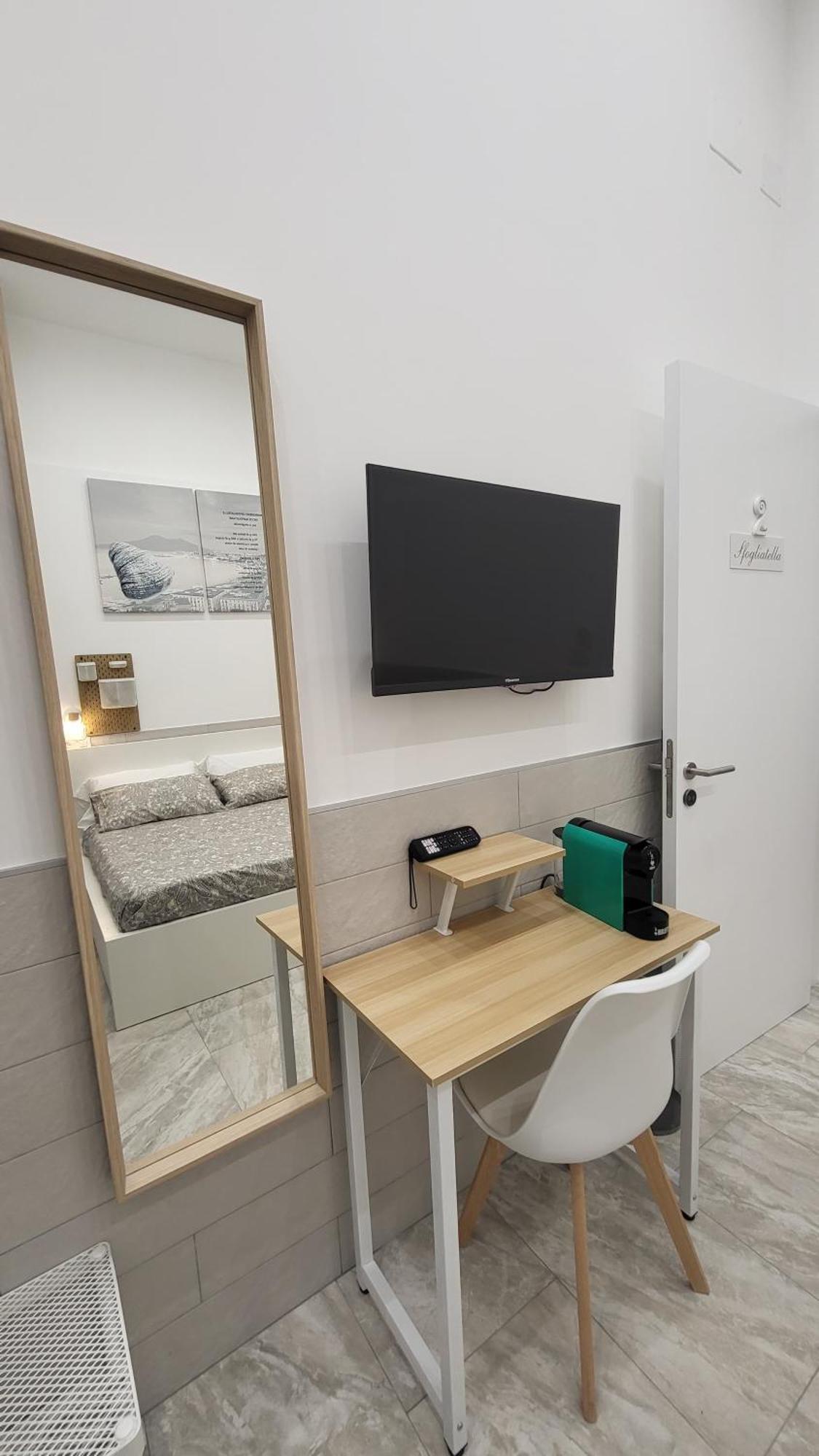 Il Biscottino Rooms نابولي المظهر الخارجي الصورة