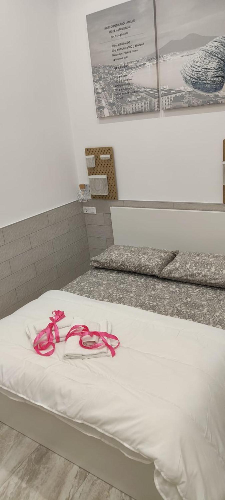 Il Biscottino Rooms نابولي الغرفة الصورة